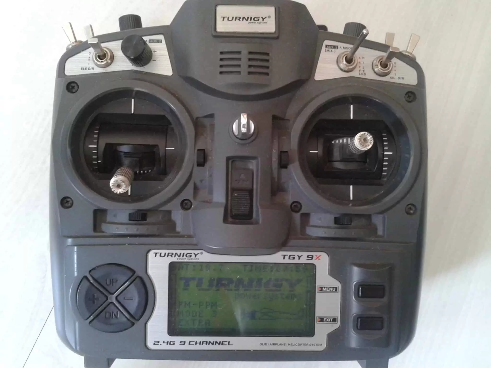  Controle Turnigy 9 Canais ( TX Turnigy 9 Ch) 